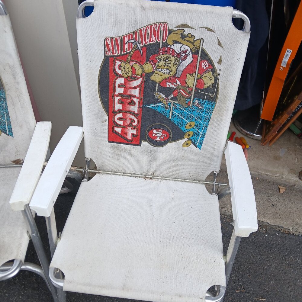 Vintage 1980s San francisco 49ers NFL outdoor folding loinvse